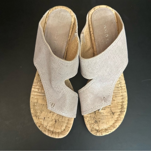 Donald Pliner Cork Footbed Wedge Slip On Sandals 9 Tan Metallic Leather Designer - Picture 7 of 10